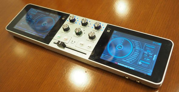 JDSoundが最初に手掛けたポータブルDJシステム「GO-DJ」