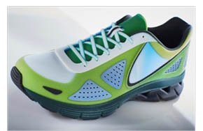 スポーツシューズのプロトタイプ