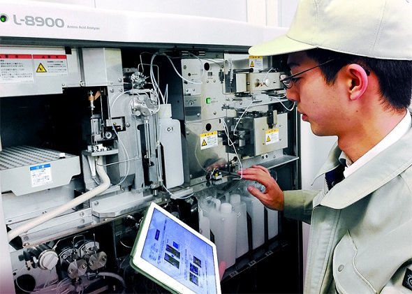 Handbookで作業手順書を参照しながらメンテナンス作業を実施