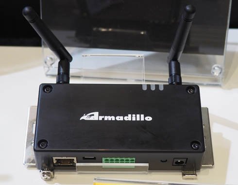 「第5回 IoT/M2M展」に出展したアットマークテクノのブースで展示されていた「Armadillo-IoTゲートウェイG3L」