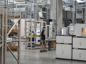 デジタルマニュファクチャリングシステムにより少数精鋭で加工業務が可能に
