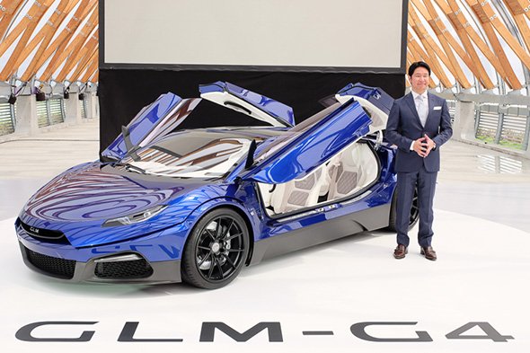 GLM G4とGLM 代表取締役社長 小間裕康氏