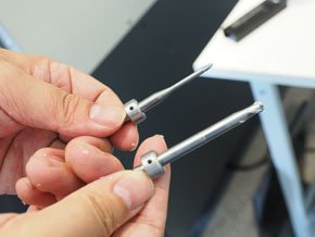 バス停のおもちゃの加工に用いたエンドミル