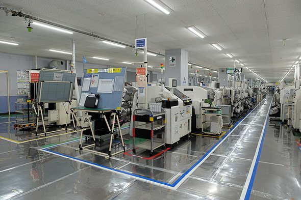 実装フロア