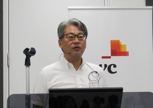 セミナーに登壇したPwCコンサルティング 白石章二氏