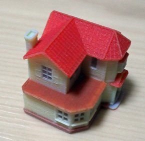ブース来場者向けのノベルティとして配布されていたシルバニア村の建物のミニチュアサンプル（3Dプリント品）