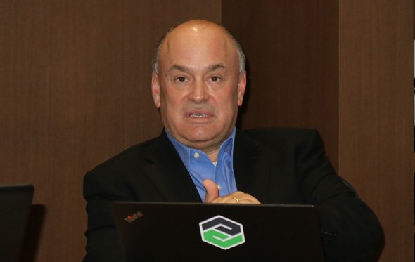 米PTC社長兼CEOのジェームス・E・ヘプルマン