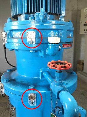 回転機器を有するかくはん機に設置された無線型センサー（丸印部分）