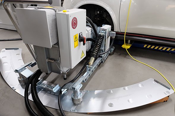 東陽テクニカの統合試験システム「Driving＆Motion Test System（DMTS）」