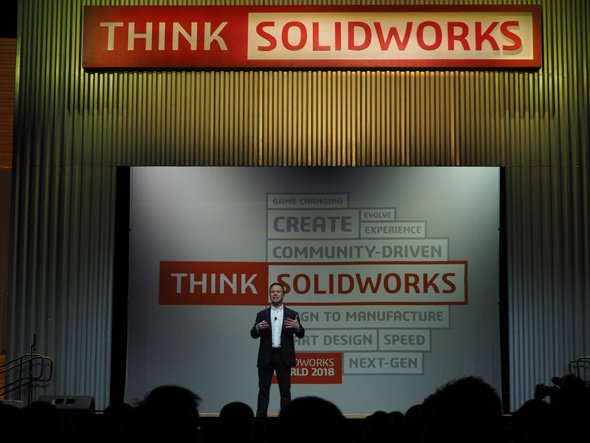 初日の基調講演に登壇したSOLIDWORKSブランドの最高経営責任者（CEO）であるジャン・パオロ・バッシ（Gian Paolo Bassi）氏