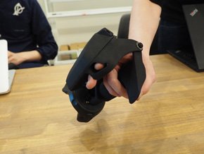 「EXOS Gripper DK1」