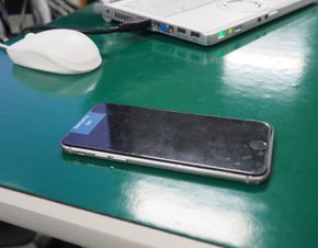 受信用のスマートフォン