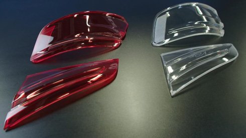 アウディは「Stratasys J750」の導入により、テールライトカバー生産における試作リードタイムを最大50％削減できると考えている