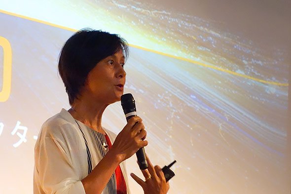 Trish Blomfield氏
