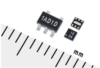 RP124シリーズ（左からSOT-23-5、DFN1212-6）