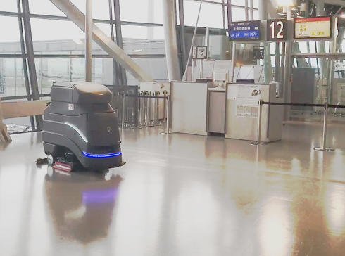 2018年10月15日から関西国際空港で自動清掃ロボット「Neo」が稼働する