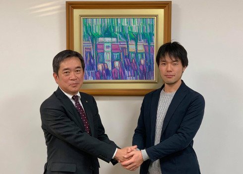 （左）京セラコミュニケーションシステム 代表取締役社長 黒瀬善仁氏、（右）Rist 代表取締役社長 遠野宏季氏　※出典：Rist