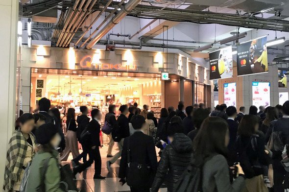 画像3　左側にも地下鉄銀座線の表示がない……